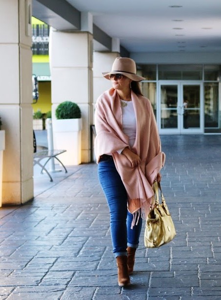 Take your basic Tee and Jeans and make them instant Fall Ready. Just add scarf and hat.