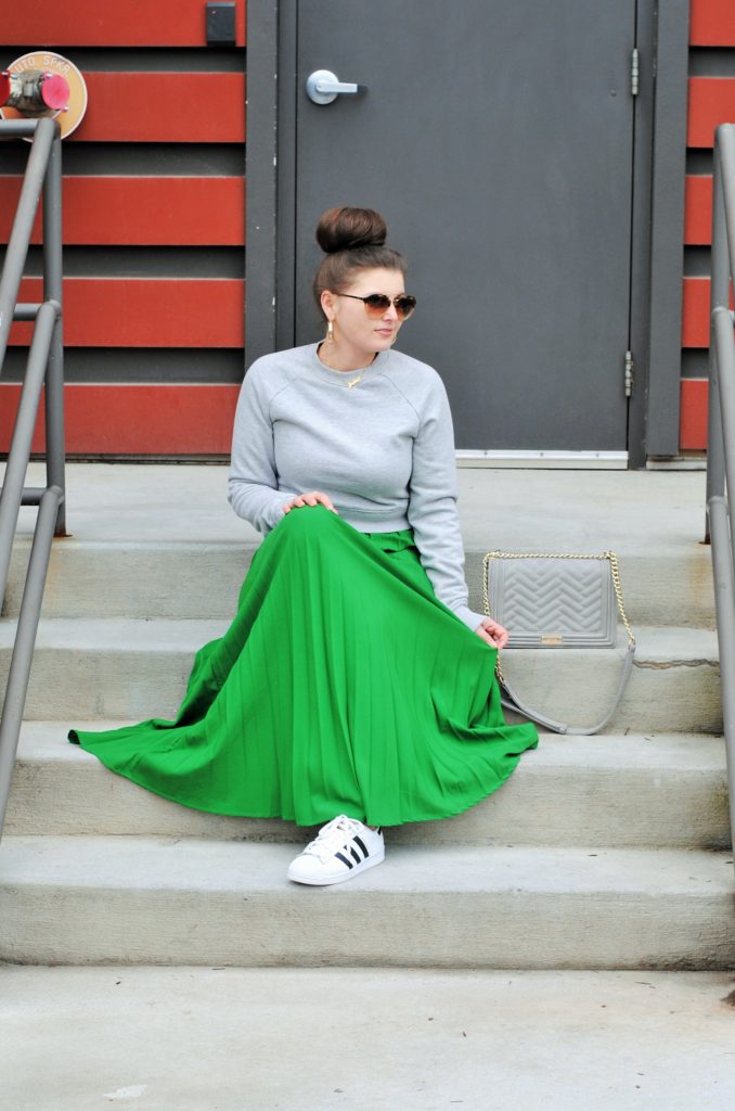 Green maxi skirt deals street style