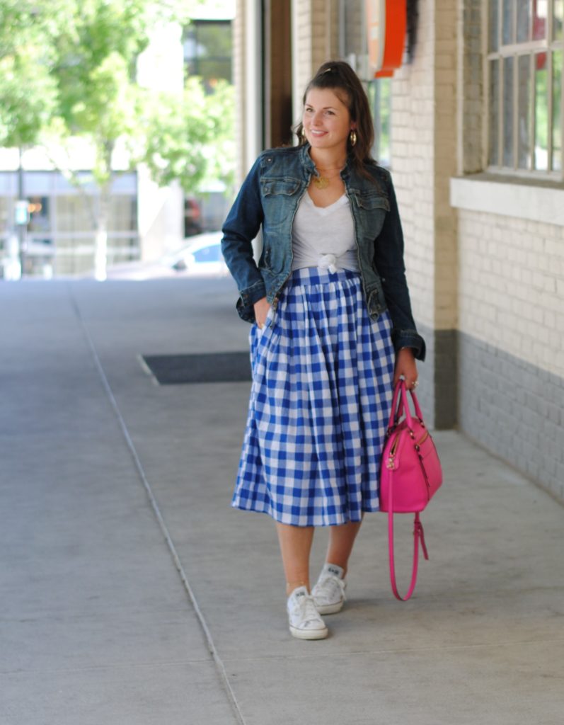 How to Style a Midi Skirt. 1 Skirt worn 5 ways.