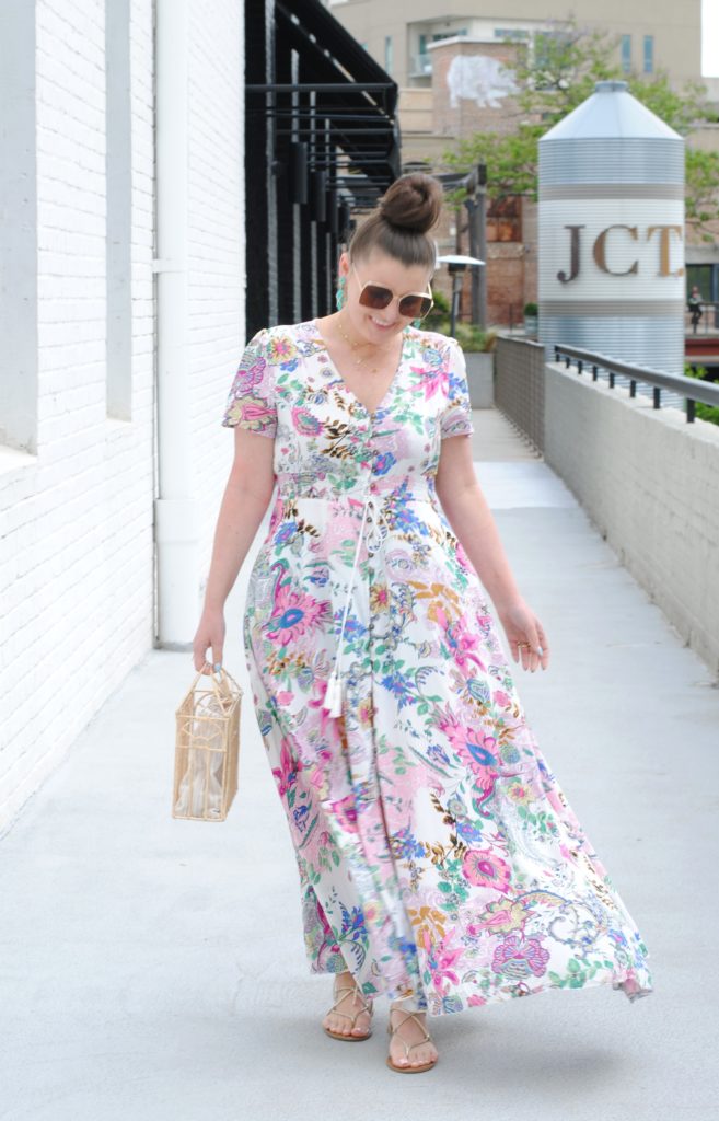 Summer Fashion: Floral Maxi Dress @julia.marie.b