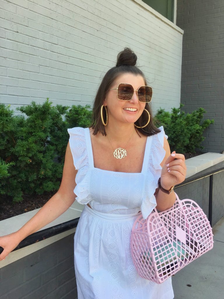 Summer Fashion: White Eyelet Dress @julia.marie.b