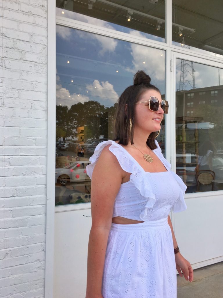 Summer Fashion: White Eyelet Dress @julia.marie.b