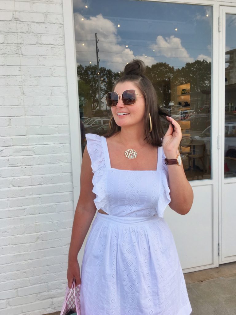 Summer Fashion: White Eyelet Dress @julia.marie.b