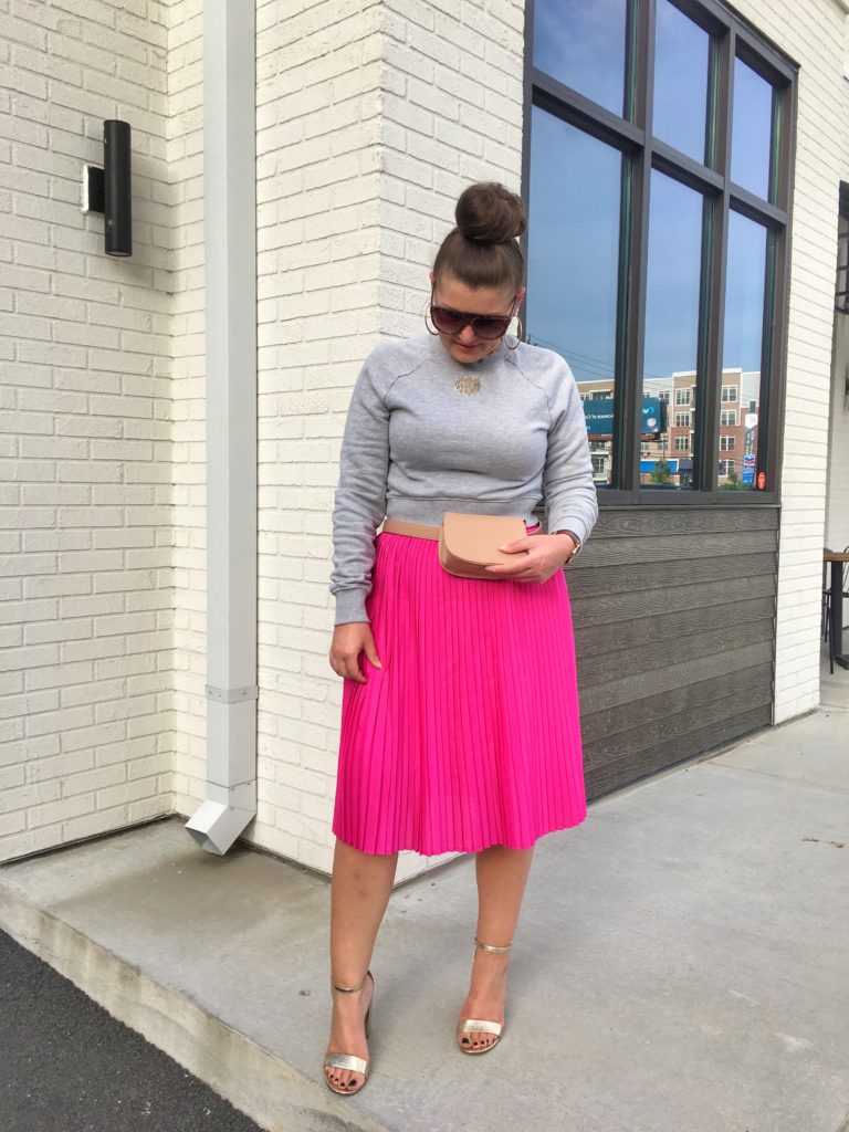 Fall Fashion: Pleated Midi Skirt @julia.marie.b