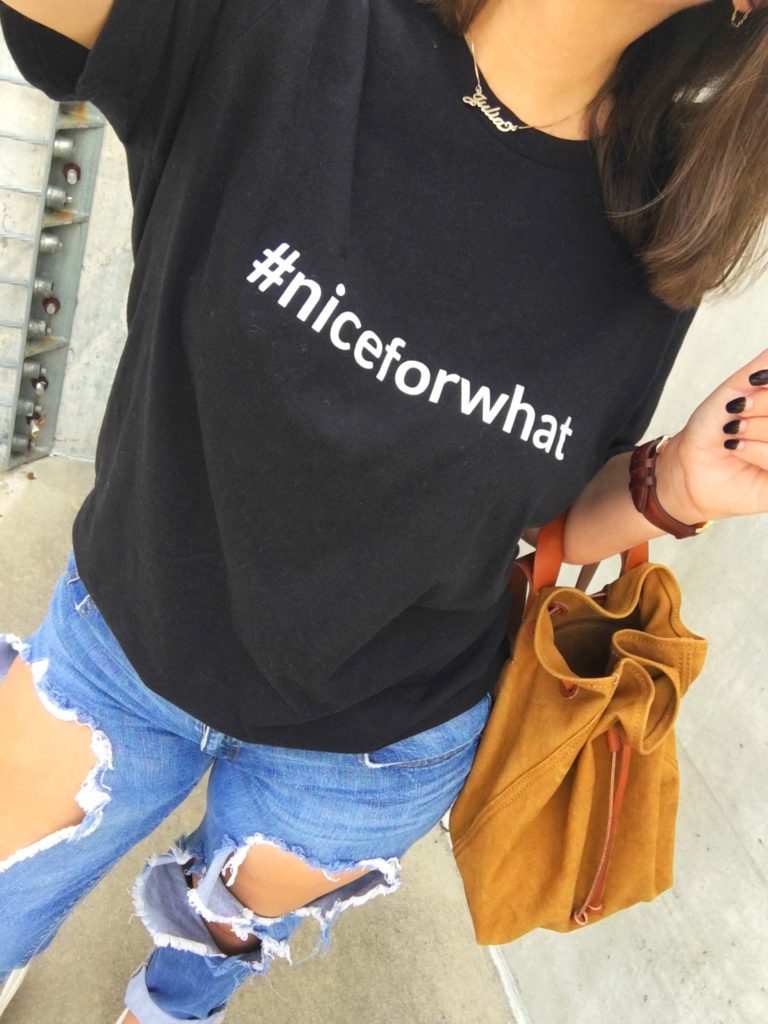 6 WAYS TO STYLE A GRAPHIC T-SHIRT #NICEFORWHAT @julia.marie.b