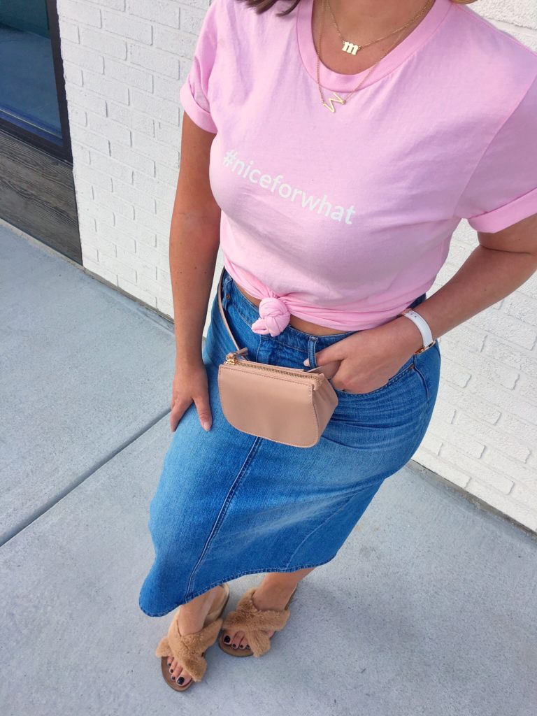 6 WAYS TO STYLE A GRAPHIC T-SHIRT #NICEFORWHAT @julia.marie.b