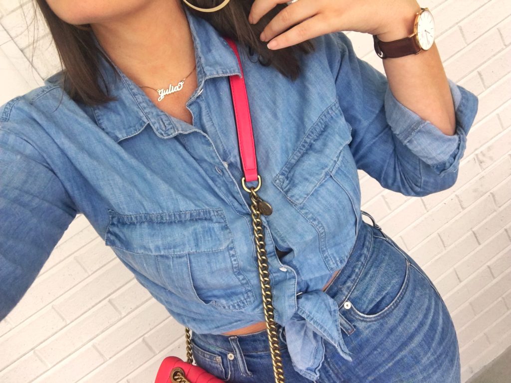 HOW TO MAXIMIZE YOUR WARDROBE: DENIM BUTTON DOWN SHIRT @julia.marie.b