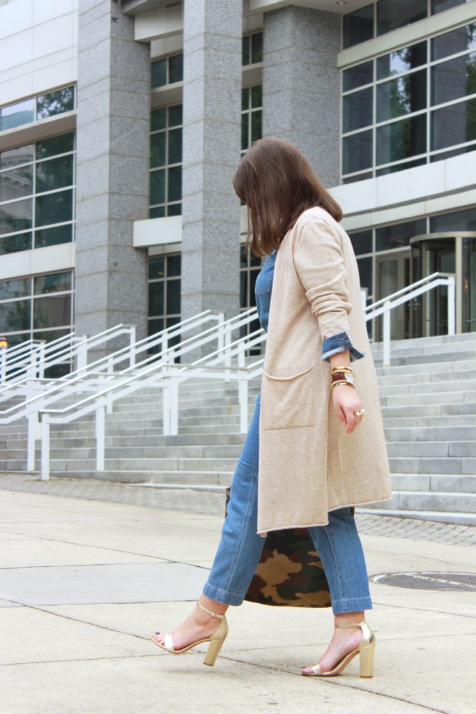 FALL FASHION OUTFIT: DENIM COVERALL JUMPSUIT @julia.marie.b