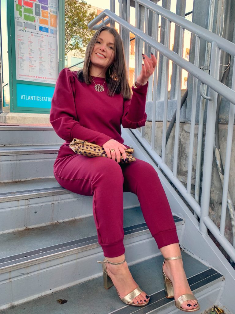 FALL FASHION: 6 WAYS TO STYLE A SWEATSUIT @julia.marie.b