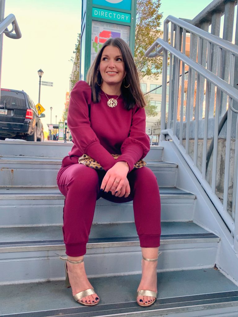 FALL FASHION: 6 WAYS TO STYLE A SWEATSUIT  @julia.marie.b