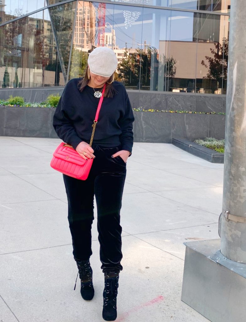 WINTER OUTFITS: 5 WAYS TO STYLE VELVET JOGGERS @julia.marie.b