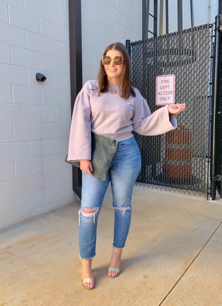 SPRING OUTFIT: MADEWELL DENIM AND SWEATSHIRT @julia.marie.b