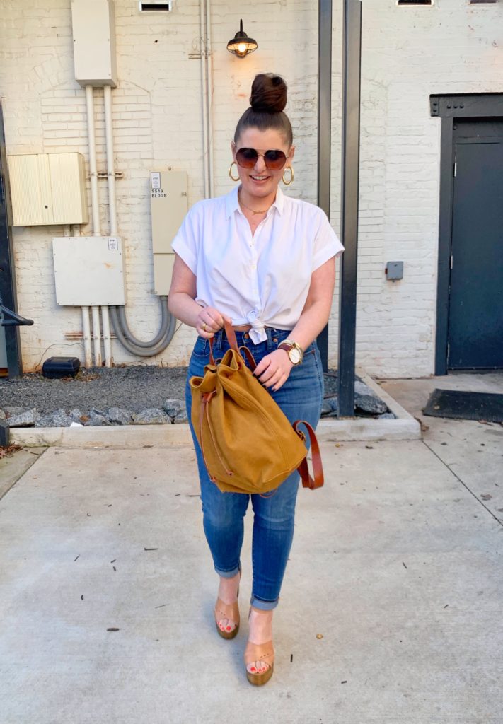 CLASSIC DENIM AND WHITE OUTFIT FROM MADEWELL @julia.marie.b