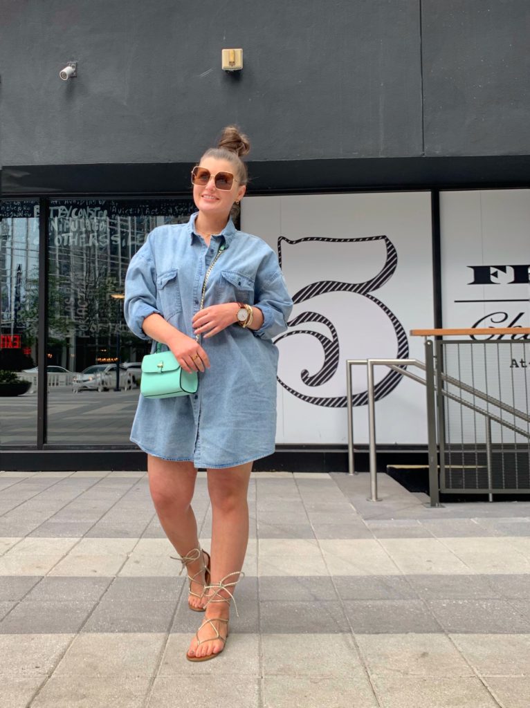 SPRING OUTFIT: OVERSIZED DENIM SHIRT DRESS @julia.marie.b