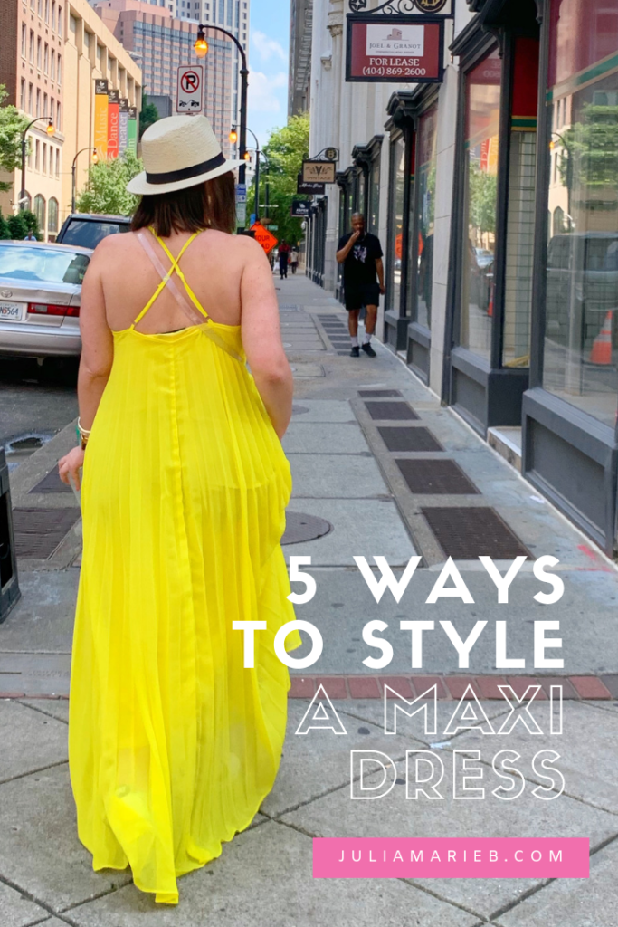 SUMMER DRESS: 5 WAYS TO WEAR A MAXI DRESS. READ MORE HERE: http://www.juliamarieb.com/2019/05/28/5-ways-to-style-a-maxi-dress-the-rule-of/ @julia.marie.b