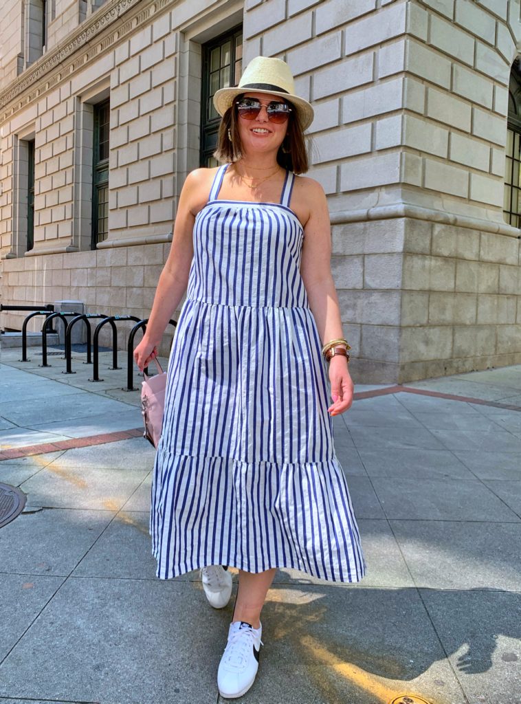 SUMMER CASUAL OUTFIT: HOW TO MAKE A TIERED DRESS STREET STYLE. MORE DETAILS HERE: http://www.juliamarieb.com/2019/06/04/summer-outfit-stripe-tier-dress/   @julia.marie.b