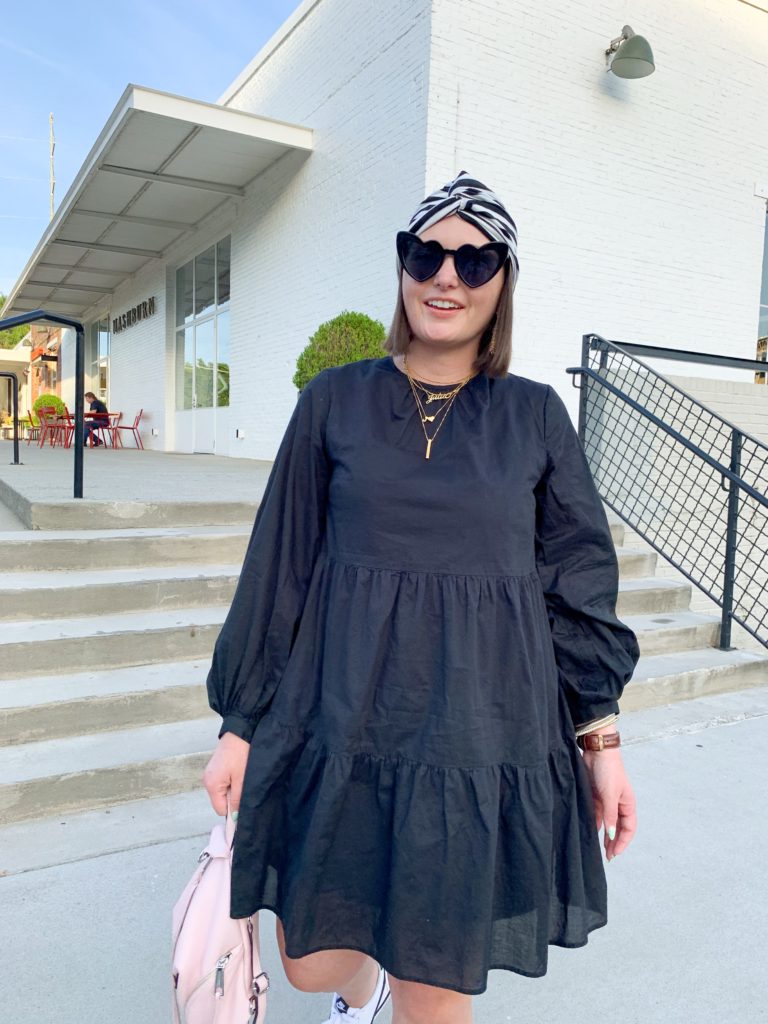SUMMER OUTFIT: 2 WAYS TO WEAR A TIERED DRESS. READ MORE HERE: http://www.juliamarieb.com/2019/05/13/2-ways-to-wear-a-tiered-dress/    @julia.marie.b
