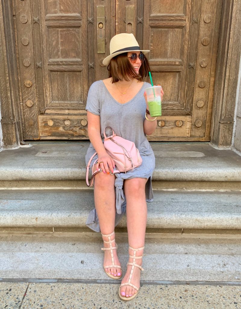 SUMMER OUTFIT: SPLIT MAXI DRESS $25 ON AMAZON FASHION. SHOP IT HERE: http://www.juliamarieb.com/2019/06/18/summer-outfit:-gray-dress-+-straw-hat/ @julia.marie.b