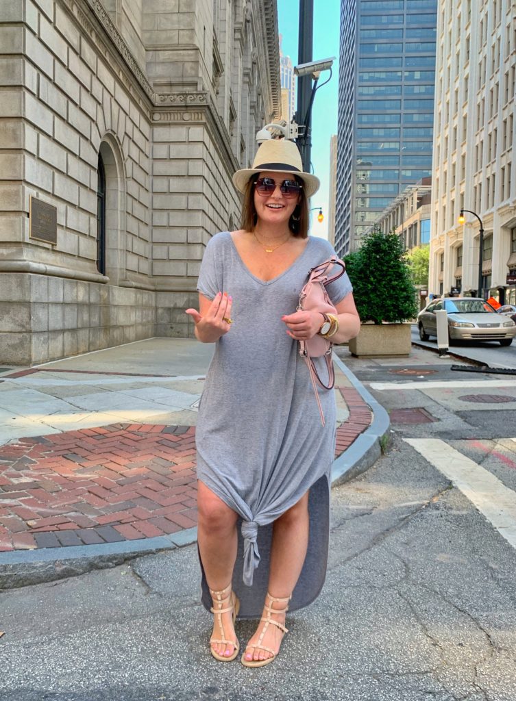 SUMMER OUTFIT: SPLIT MAXI DRESS $25 ON AMAZON FASHION. SHOP IT HERE: http://www.juliamarieb.com/2019/06/18/summer-outfit:-gray-dress-+-straw-hat/ @julia.marie.b