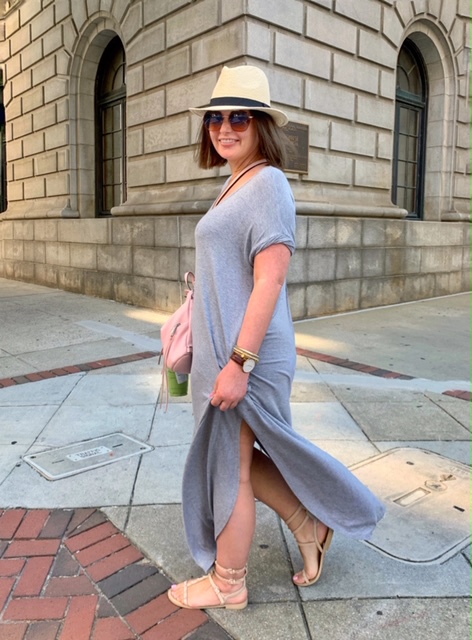 SUMMER OUTFIT: SPLIT MAXI DRESS $25 ON AMAZON FASHION. SHOP IT HERE: http://www.juliamarieb.com/2019/06/18/summer-outfit:-gray-dress-+-straw-hat/ @julia.marie.b