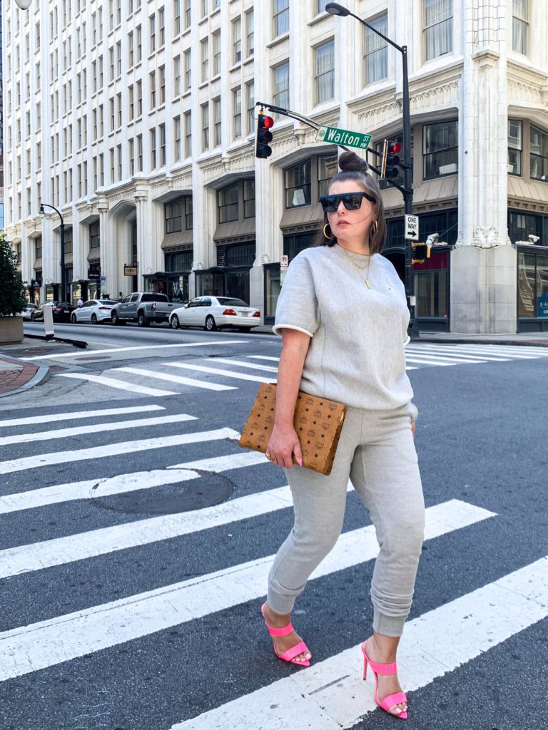 FALL OUTFIT: GRAY CHAMPION SWEATSUIT SET + MCM WORLDWIDE CLUTCH DETAILS HERE: http://www.juliamarieb.com/2019/07/30/cost-per-wear-|-fall-outfit:-champion-sweatsuit-set/ @julia.marie.b