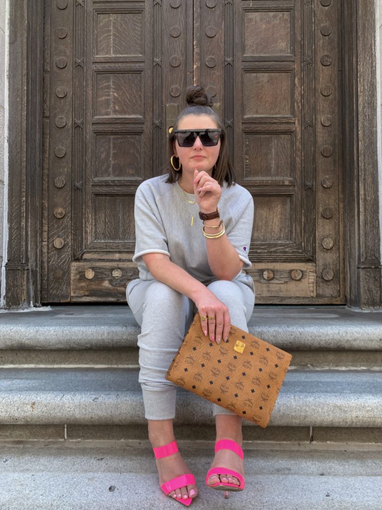 FALL OUTFIT: GRAY CHAMPION SWEATSUIT SET + MCM WORLDWIDE CLUTCH DETAILS HERE: http://www.juliamarieb.com/2019/07/30/cost-per-wear-|-fall-outfit:-champion-sweatsuit-set/ @julia.marie.b