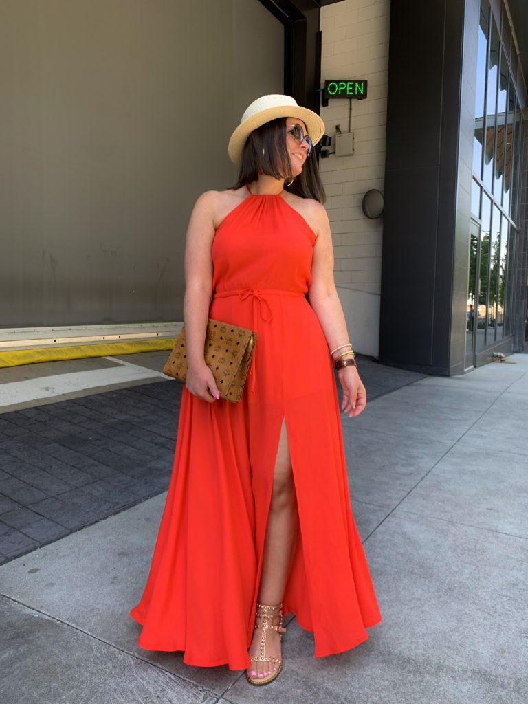 SUMMER OUTFIT: HOW TO STYLE A RED MAXI DRESS. DETAILS HERE: http://www.juliamarieb.com/2019/07/02/summer-outfit:-how-to-style-a-maxi-dress/ @julia.marie.b