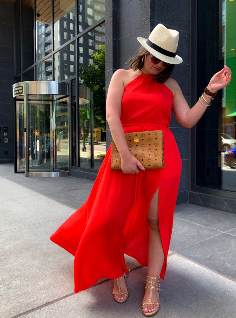 SUMMER OUTFIT: HOW TO STYLE A RED MAXI DRESS. DETAILS HERE: http://www.juliamarieb.com/2019/07/02/summer-outfit:-how-to-style-a-maxi-dress/ @julia.marie.b