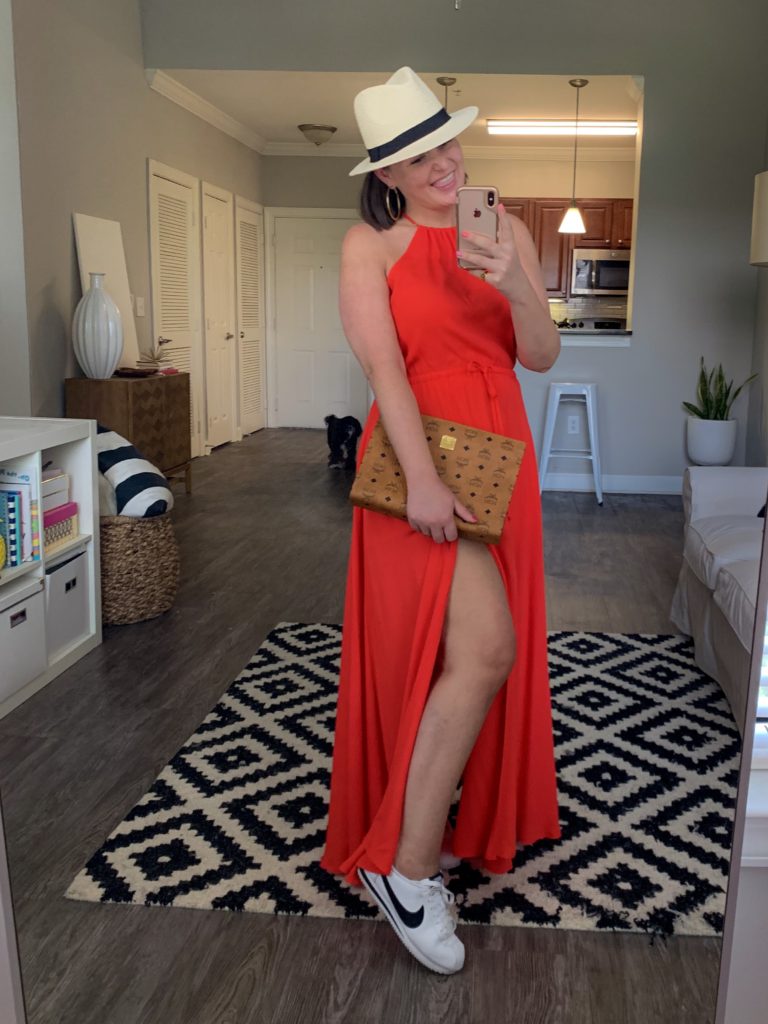 CASUAL SUMMER OUTFIT: 5 WAYS TO WEAR SNEAKERS WITH DRESSES. SEE ALL 5 LOOKS HERE: http://www.juliamarieb.com/2019/07/25/video:-5-ways-to-wear-sneakers-with-dresses-rule-of-5/ @julia.marie.b