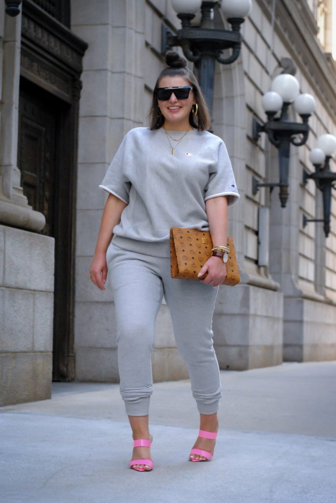 FALL OUTFIT: GRAY CHAMPION SWEATSUIT SET + MCM WORLDWIDE CLUTCH DETAILS HERE: http://www.juliamarieb.com/2019/07/30/cost-per-wear-|-fall-outfit:-champion-sweatsuit-set/ @julia.marie.b