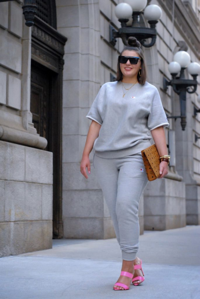 FALL OUTFIT: GRAY CHAMPION SWEATSUIT SET + MCM WORLDWIDE CLUTCH DETAILS HERE: http://www.juliamarieb.com/2019/07/30/cost-per-wear-|-fall-outfit:-champion-sweatsuit-set/ @julia.marie.b