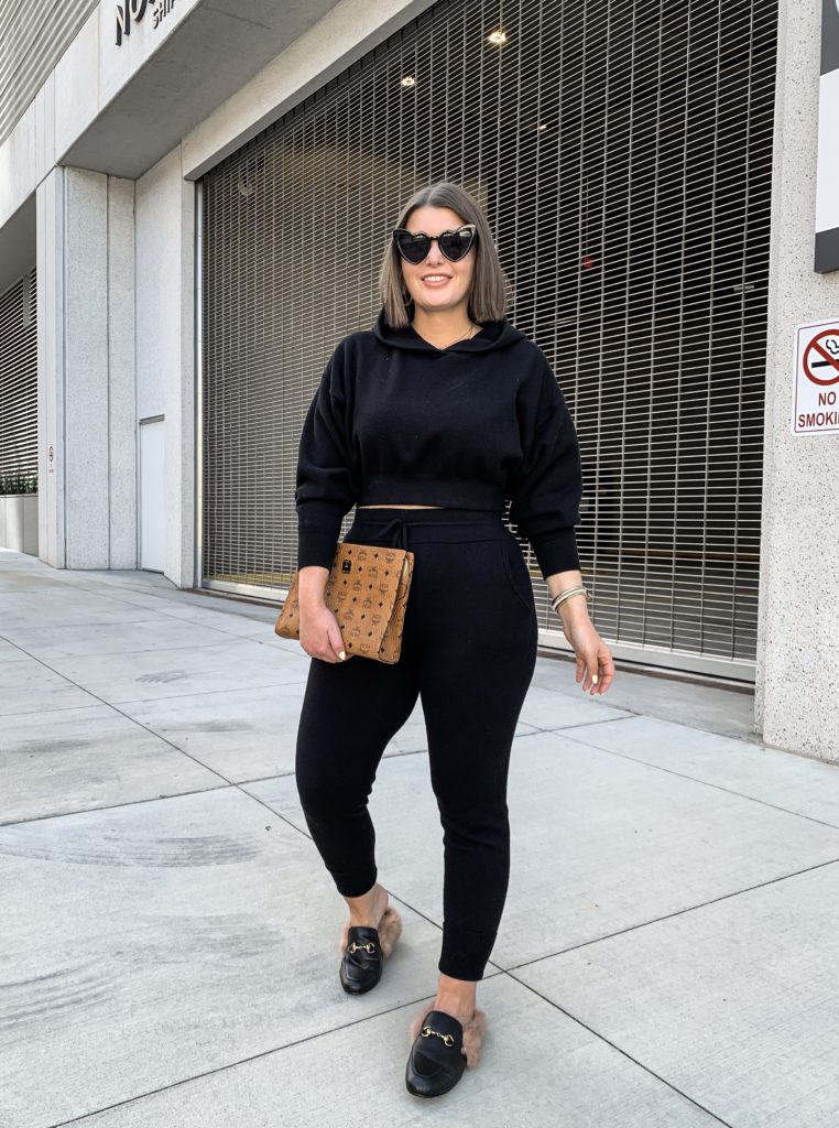 FALL OUTFIT: ZARA KNIT JOGGER SET | DETAILS HERE: http://www.juliamarieb.com/2019/09/10/fall-outfit:-zara-knit-jogger-set/ @julia.marie.b