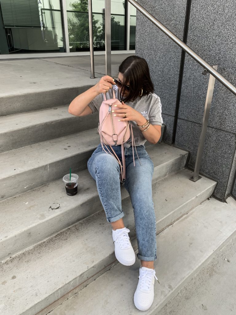 CASUAL OUTFIT: ADIDAS ORIGINALS T-SHIRT + MOM JEANS DETAILS HERE: http://www.juliamarieb.com/2019/09/17/casual-outfit:-adidas-t-&-mom-jeans/ @julia.marie.b