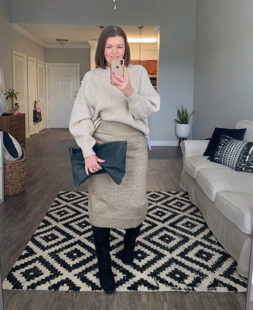 5 WAYS TO WEAR A SWEATER SKIRT | OUTFIT DETAILS + 5 LOOKS HERE: http://www.juliamarieb.com/2019/09/26/rule-of-5:-5-ways-to-wear-a-sweater-skirt/  @julia.marie.b