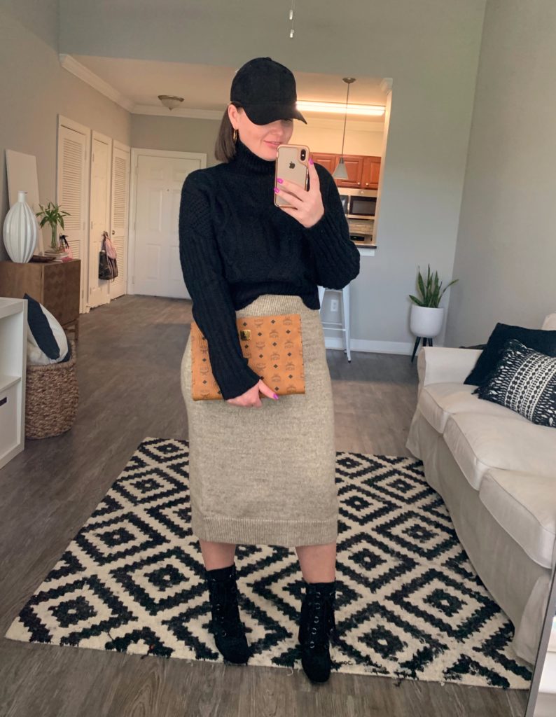 5 WAYS TO WEAR A SWEATER SKIRT | OUTFIT DETAILS + 5 LOOKS HERE: http://www.juliamarieb.com/2019/09/26/rule-of-5:-5-ways-to-wear-a-sweater-skirt/ @julia.marie.b