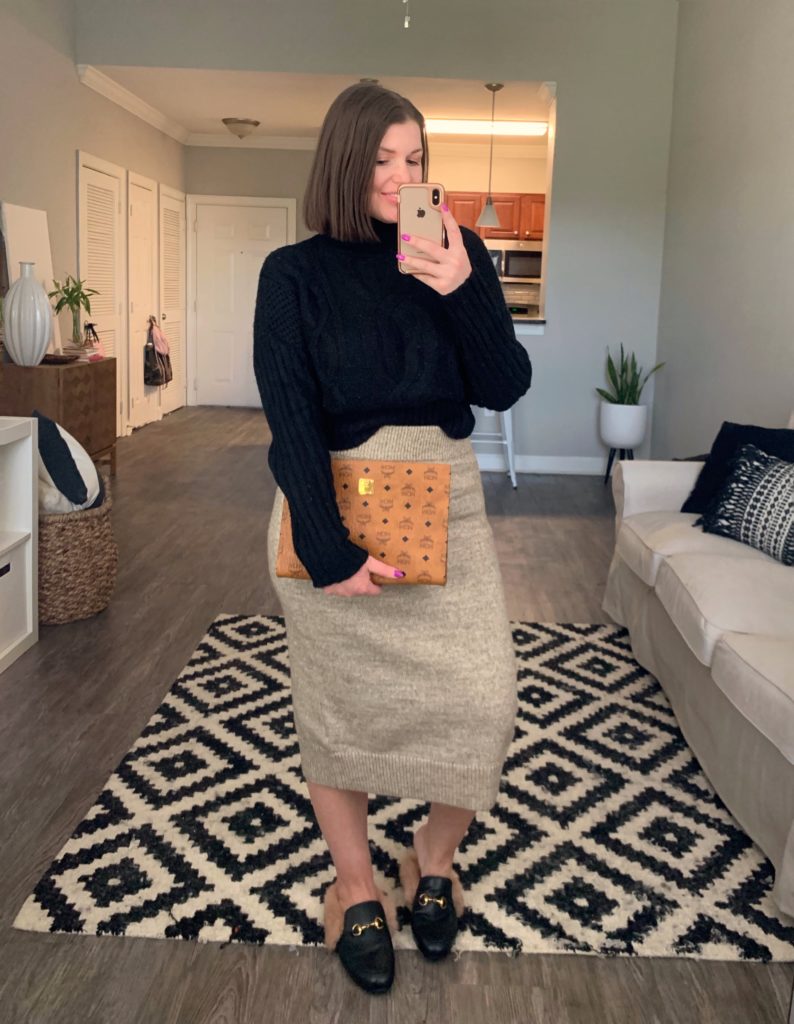 5 WAYS TO WEAR A SWEATER SKIRT | OUTFIT DETAILS + 5 LOOKS HERE: http://www.juliamarieb.com/2019/09/26/rule-of-5:-5-ways-to-wear-a-sweater-skirt/ @julia.marie.b