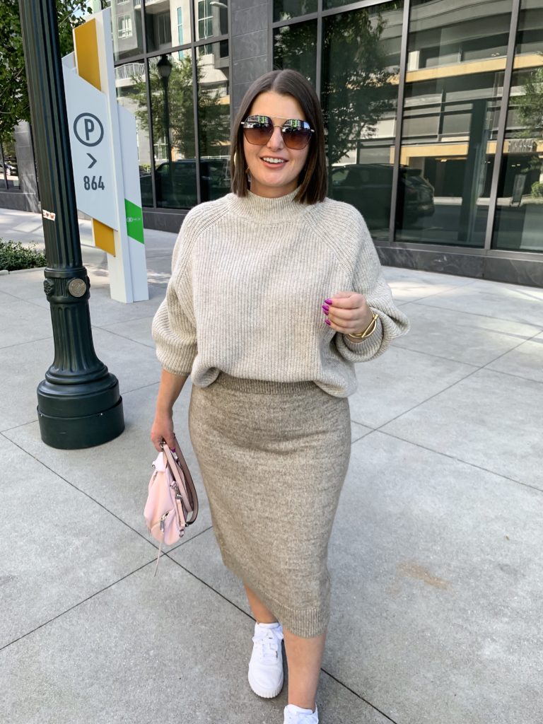 FALL OUTFIT: SWEATER SKIRT SET details here: http://www.juliamarieb.com/2019/10/01/sweater-skirt-set/ @julia.marie.b