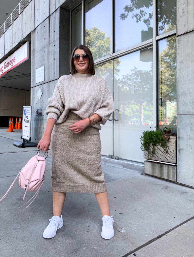 FALL OUTFIT: SWEATER SKIRT SET details here: http://www.juliamarieb.com/2019/10/01/sweater-skirt-set/ @julia.marie.b