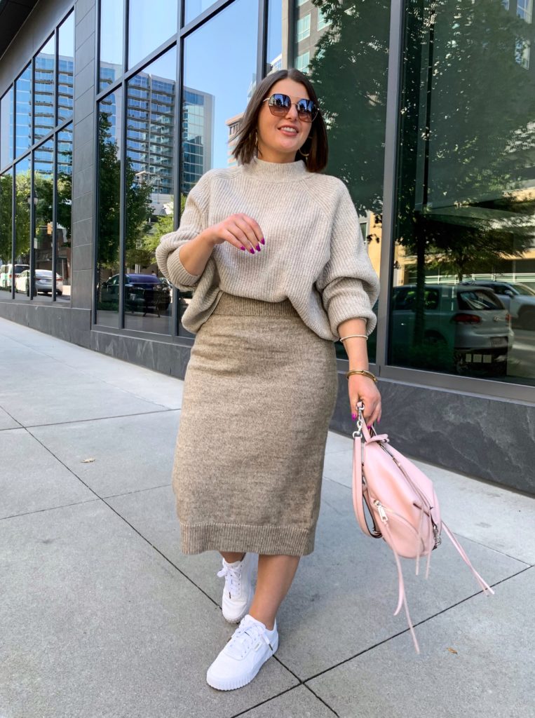 FALL OUTFIT: SWEATER SKIRT SET details here: http://www.juliamarieb.com/2019/10/01/sweater-skirt-set/ @julia.marie.b