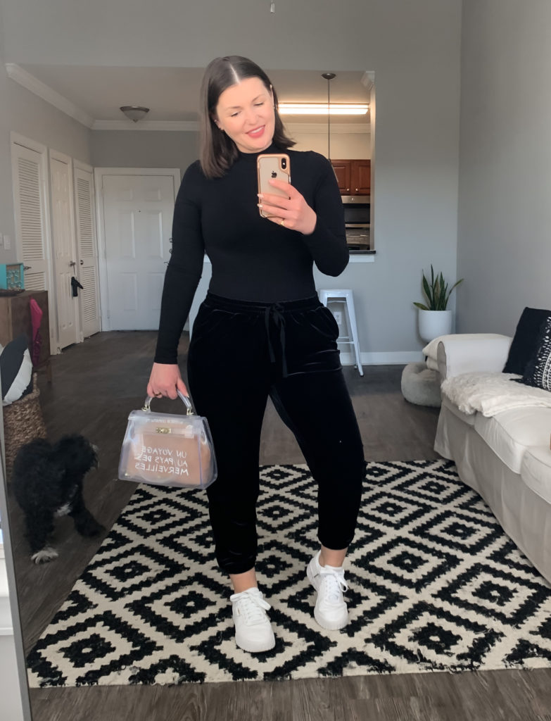 5 WAYS TO WEAR YUMMIE SHAPER MOCK TURTLENECK BODYSUIT: http://www.juliamarieb.com/2019/12/12/5-ways-to-style-yummie-black-mock-turtleneck-bodysuit-|-the-rule-of-5/ | @julia.marie.b