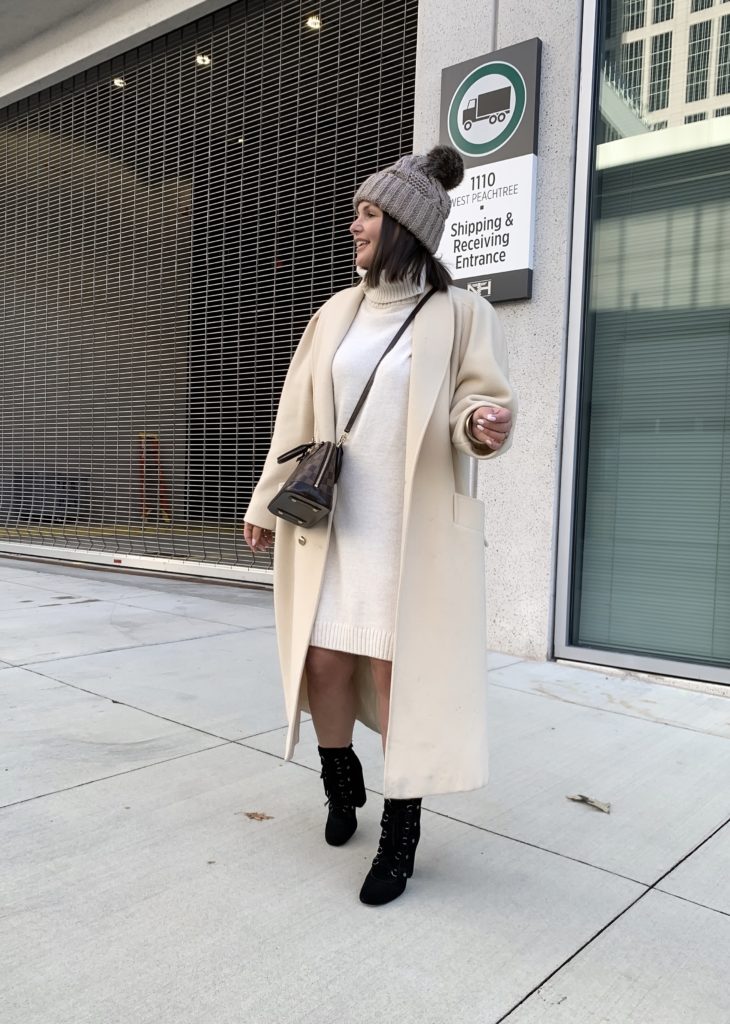 WINTER DRESS OUTFIT: HOW TO STYLE A SWEATER DRESS: http://www.juliamarieb.com/2019/12/24/winter-outfit:-how-to-style-a-sweater-dress/ @julia.marie.b