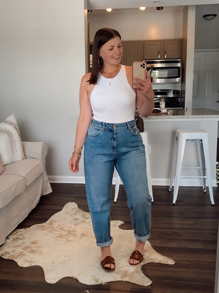 10 SUMMER OUTFIT IDEAS: http://www.juliamarieb.com/2020/05/03/summer-outfit-ideas-2020/ | @julia.marie.b