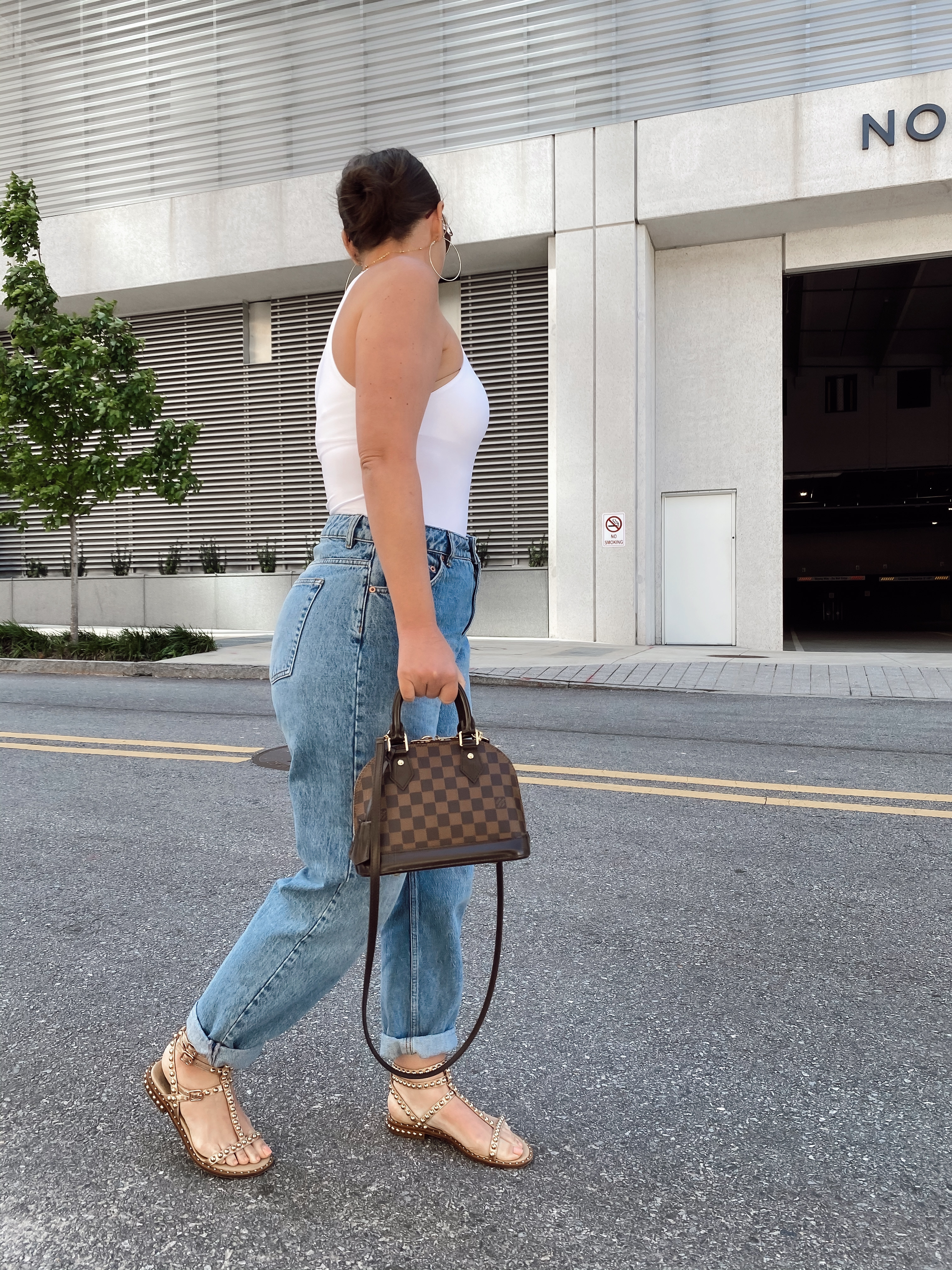 5 WAYS TO STYLE LOUIS VUITTON ALMA BB FOR SUMMER, THE RULE OF 5