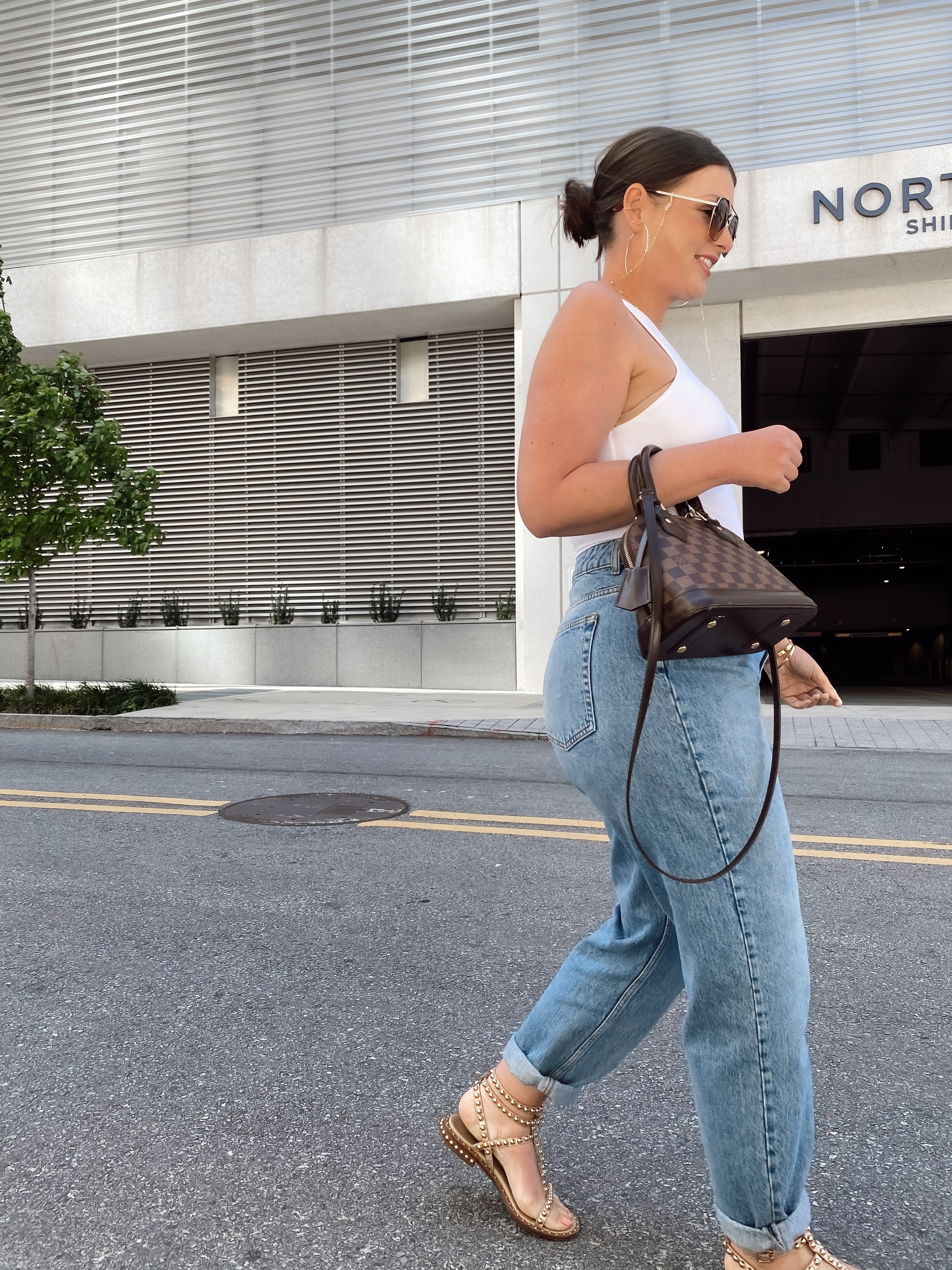 10 SUMMER OUTFIT IDEAS: http://www.juliamarieb.com/2020/05/03/summer-outfit-ideas-2020/ | @julia.marie.b