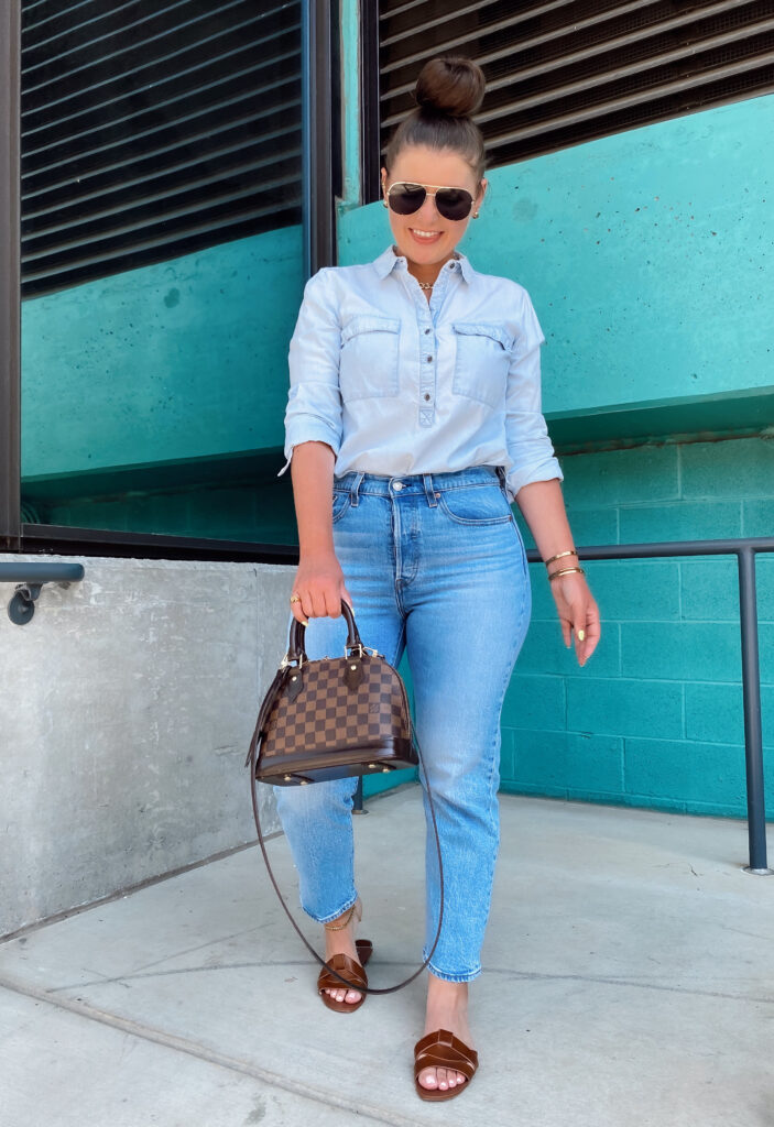 10 DENIM (& white) SUMMER OUTFIT IDEAS: http://www.juliamarieb.com/2020/06/03/10-denim-(&-white)-summer-outfit-ideas/ @julia.marie.b