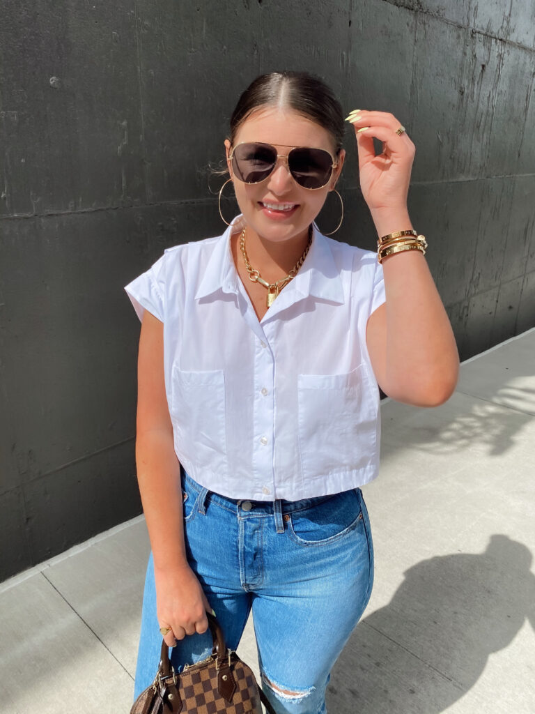 5 WAYS TO WEAR LOUIS VUITTON ALMA BB FOR SUMMER http://www.juliamarieb.com/2020/06/21/5-ways-to-style-louis-vuitton-alma-bb-for-summer-|-the-rule-of-5/   @julia.marie.b