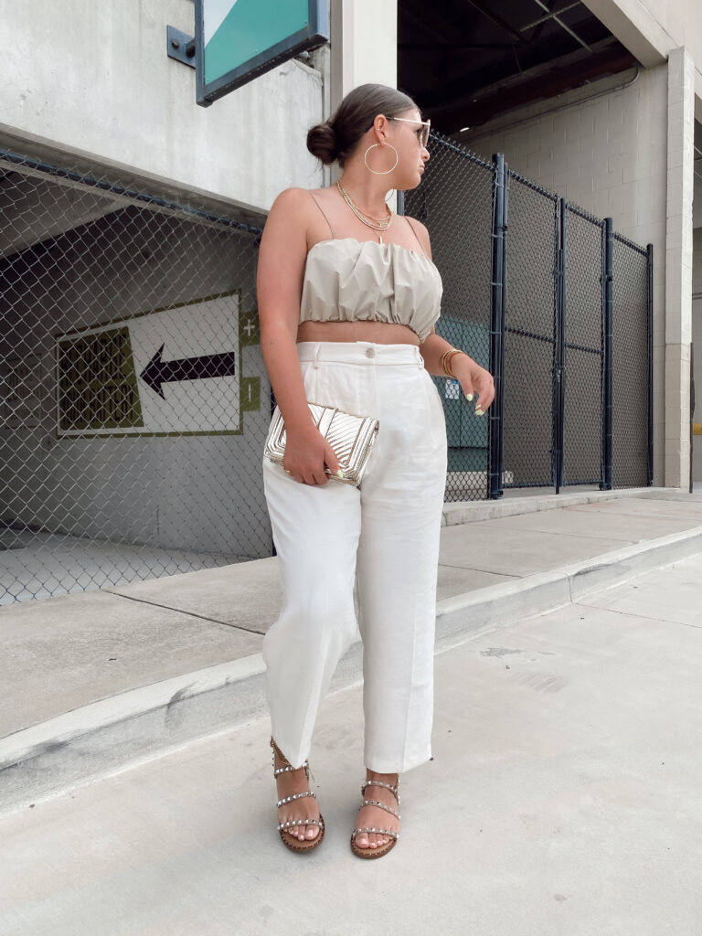 NEUTRAL OUTFIT IDEAS FOR SUMMER: http://www.juliamarieb.com/2020/07/12/5-neutral-outfit-ideas-for-summer/. @julia.marie.b