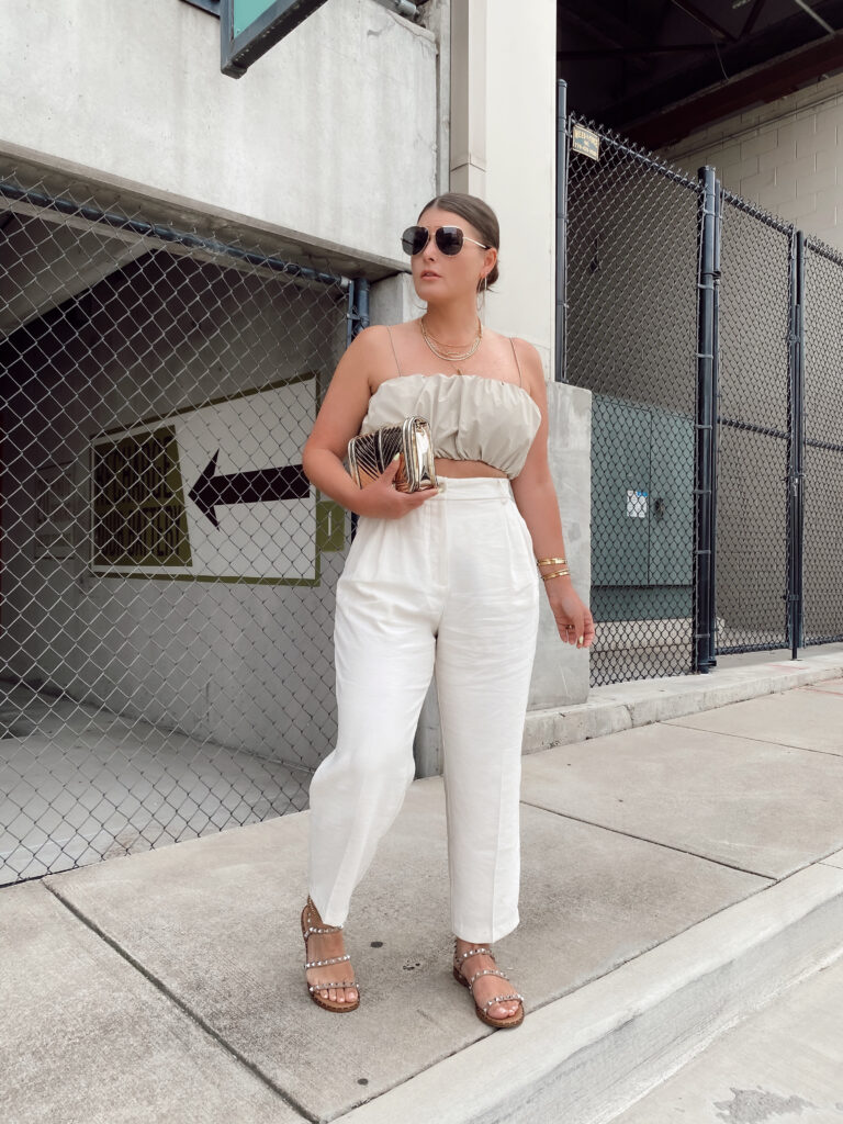 NEUTRAL OUTFIT IDEAS FOR SUMMER: http://www.juliamarieb.com/2020/07/12/5-neutral-outfit-ideas-for-summer/. @julia.marie.b