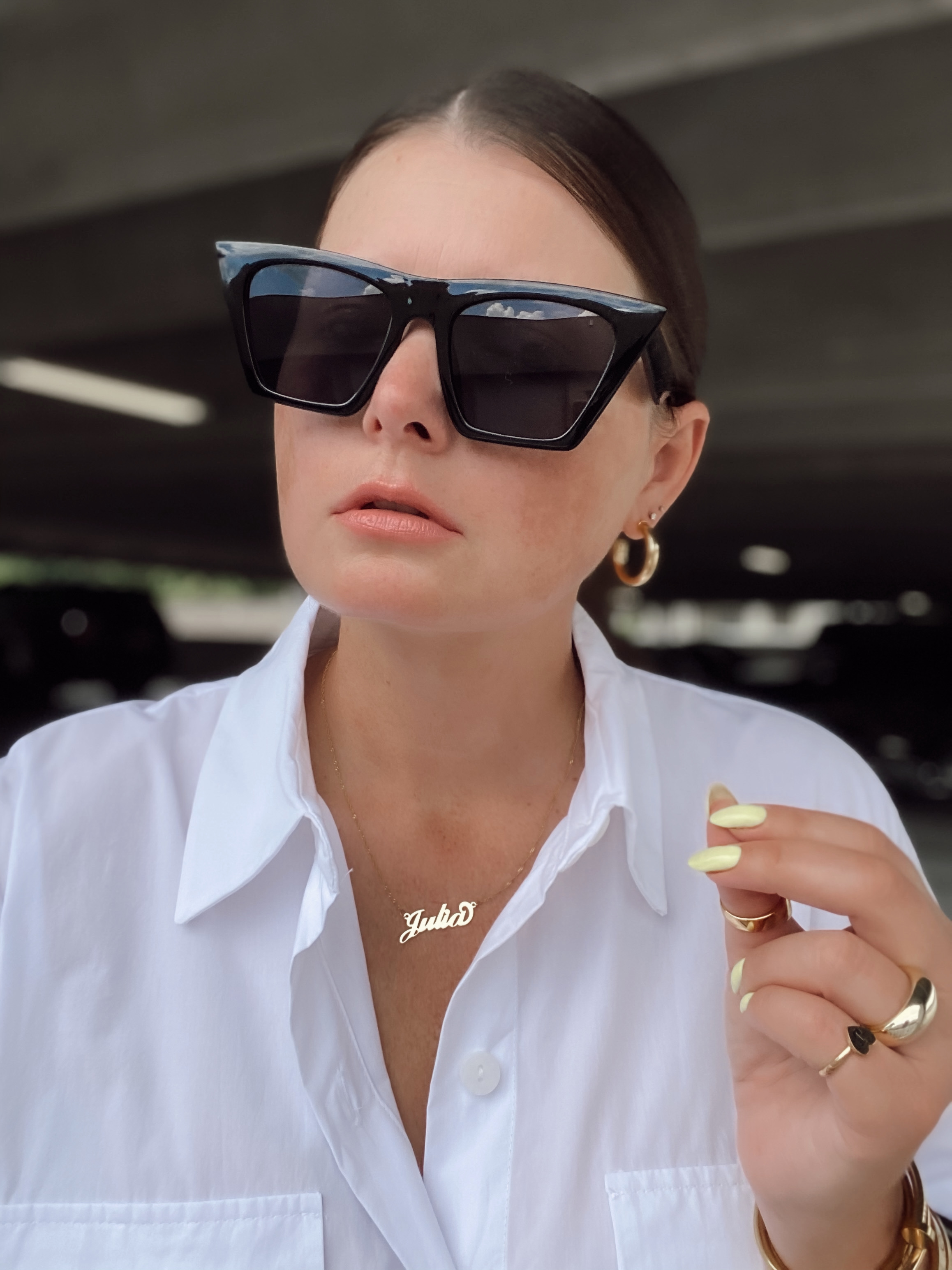 BEST ACCESSORIES TO ELEVATE YOUR LOOK 2020: http://www.juliamarieb.com/2020/08/16/best-accessories-to-elevate-your-look-2020/ | @julia.marie.b