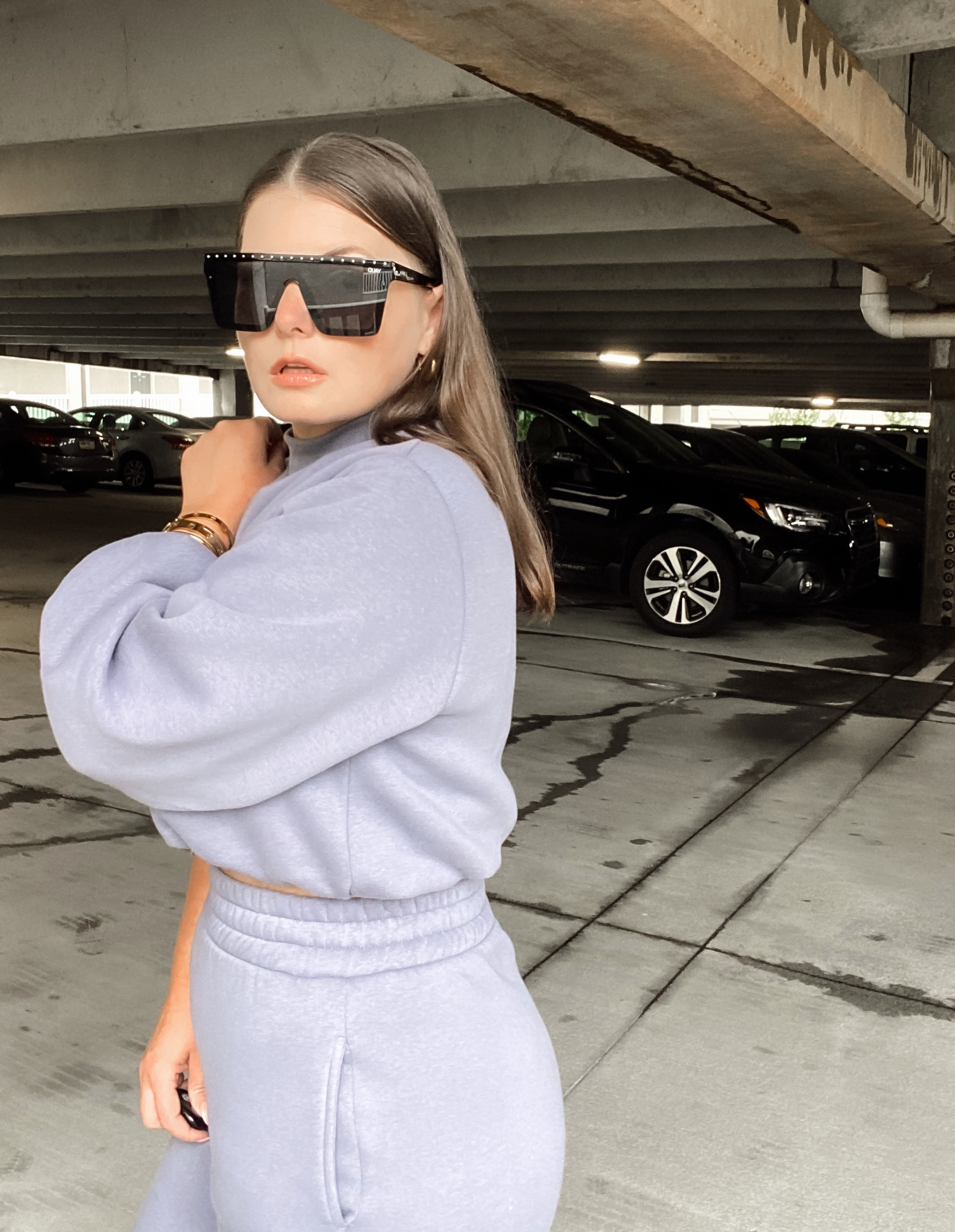 7 SWEATSUITS UNDER $100: http://www.juliamarieb.com/2020/10/11/sweatsuits-under-$100/   |    @julia.marie.b